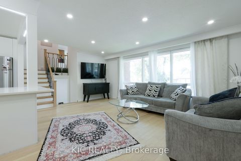 Photo 5 at 249 Tampico Road, Mill Pond, Richmond Hill