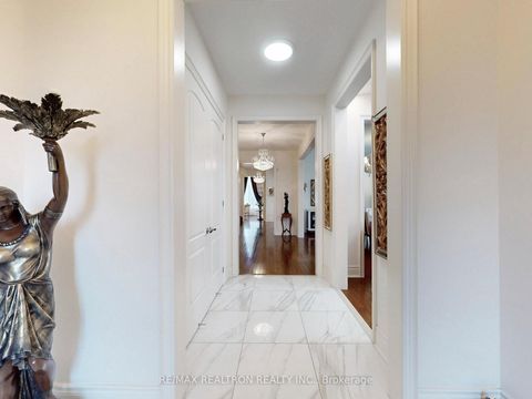 Photo 4 at 1 Conger Street, Patterson, Vaughan