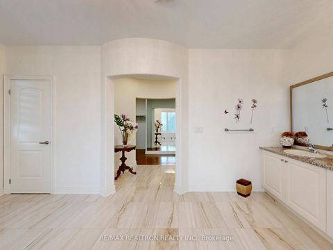 Photo 25 at 1 Conger Street, Patterson, Vaughan