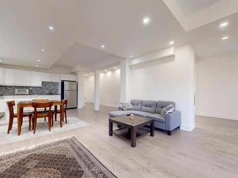 Photo 39 at 1 Conger Street, Patterson, Vaughan