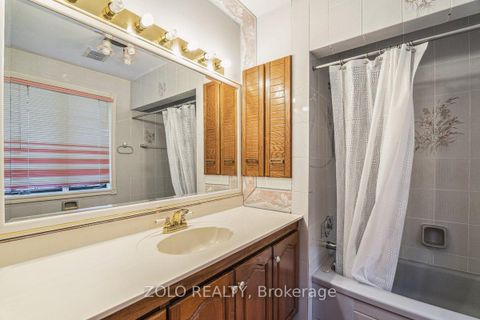 Photo 22 at 95 Pemberton Road, North Richvale, Richmond Hill