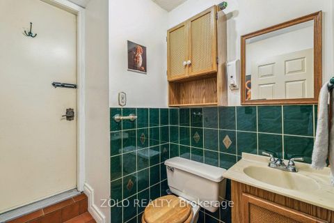 Photo 36 at 95 Pemberton Road, North Richvale, Richmond Hill