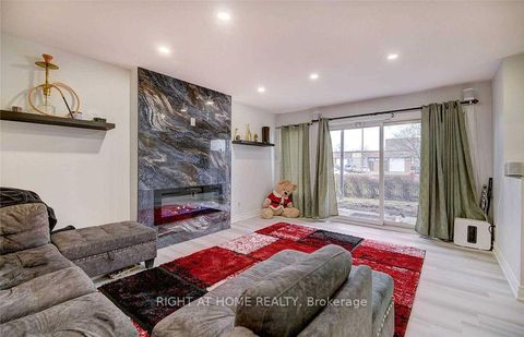 Photo 3 at 24 Springfair Avenue, Aurora Village, Aurora