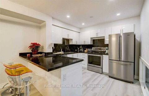 Photo 5 at 24 Springfair Avenue, Aurora Village, Aurora