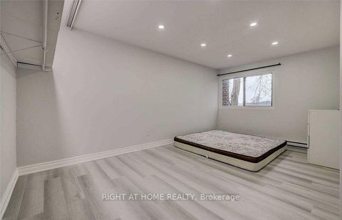 Photo 10 at 24 Springfair Avenue, Aurora Village, Aurora