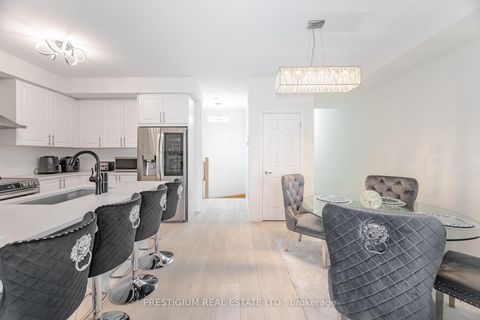 Photo 11 at 3 - 22 HUMBERWOOD Boulevard, Clairville, Toronto