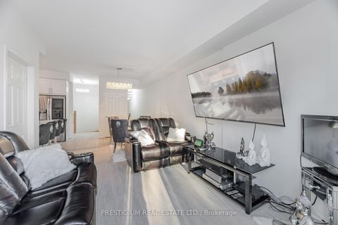 Photo 18 at 3 - 22 HUMBERWOOD Boulevard, Clairville, Toronto