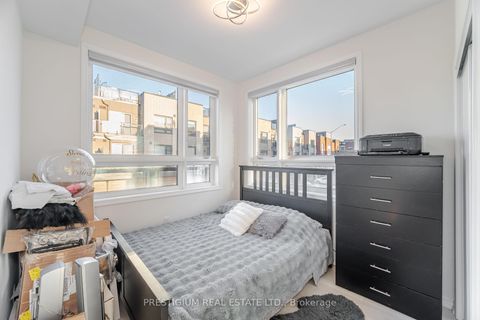 Photo 19 at 3 - 22 HUMBERWOOD Boulevard, Clairville, Toronto