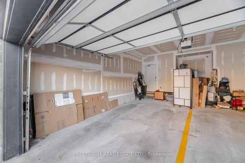 Photo 43 at 3 - 22 HUMBERWOOD Boulevard, Clairville, Toronto