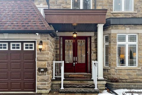 Photo 2 at 3 Lawndale Road, Scarborough Village, Toronto