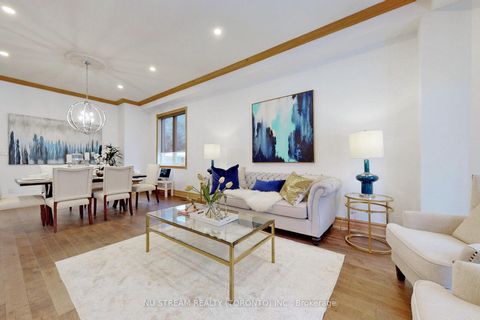 Photo 12 at 3 Lawndale Road, Scarborough Village, Toronto