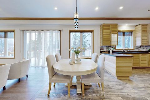 Photo 27 at 3 Lawndale Road, Scarborough Village, Toronto