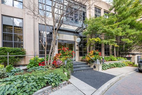 Photo 2 at 323 - 500 Doris Avenue, Willowdale East, Toronto