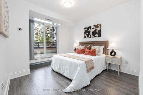 Photo 19 at 323 - 500 Doris Avenue, Willowdale East, Toronto