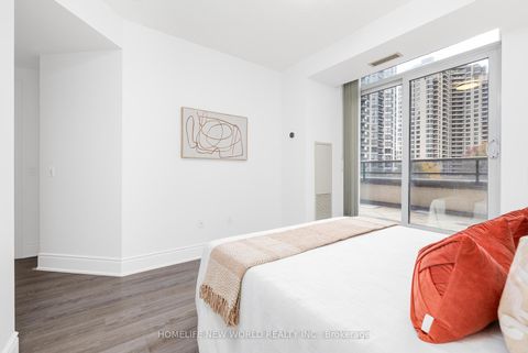 Photo 20 at 323 - 500 Doris Avenue, Willowdale East, Toronto