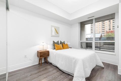 Photo 24 at 323 - 500 Doris Avenue, Willowdale East, Toronto