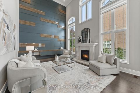 Photo 13 at 97 Ross Vennare Crescent, Kleinburg, Vaughan