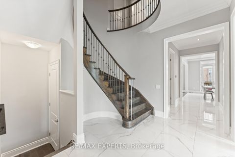 Photo 21 at 97 Ross Vennare Crescent, Kleinburg, Vaughan