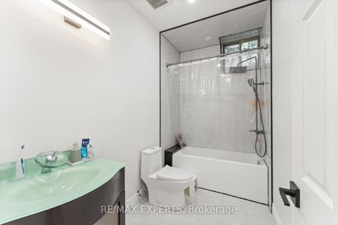 Photo 37 at 97 Ross Vennare Crescent, Kleinburg, Vaughan