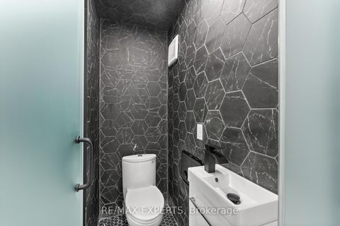 Photo 40 at 97 Ross Vennare Crescent, Kleinburg, Vaughan