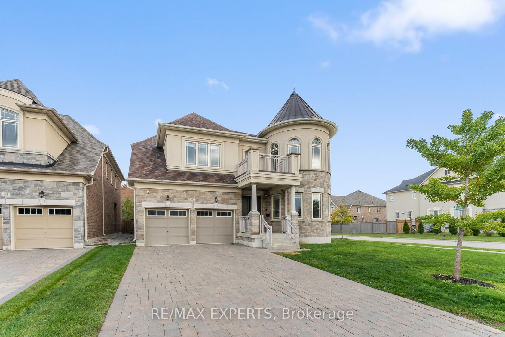 97 Ross Vennare Crescent, Kleinburg, Vaughan 