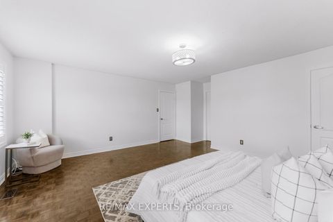 Photo 30 at 147 Ashton Drive, Maple, Vaughan