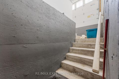 Photo 34 at 147 Ashton Drive, Maple, Vaughan