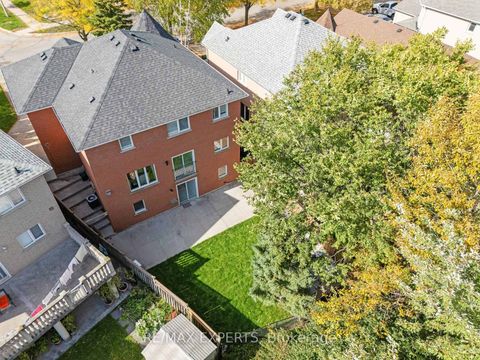 Photo 46 at 147 Ashton Drive, Maple, Vaughan