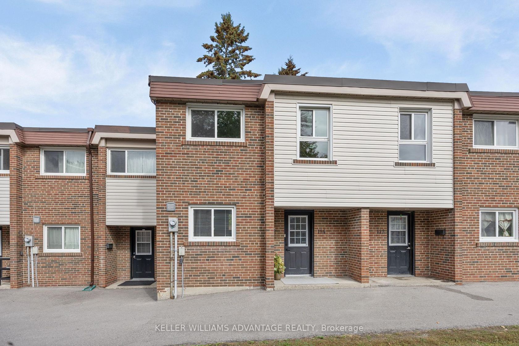 114 - 65 Godstone Road, Don Valley Village, Toronto 