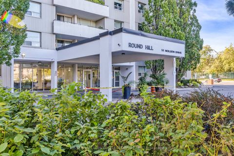 Photo 2 at 702 - 14 Neilson Drive, Markland Wood, Toronto