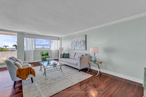 Photo 4 at 702 - 14 Neilson Drive, Markland Wood, Toronto