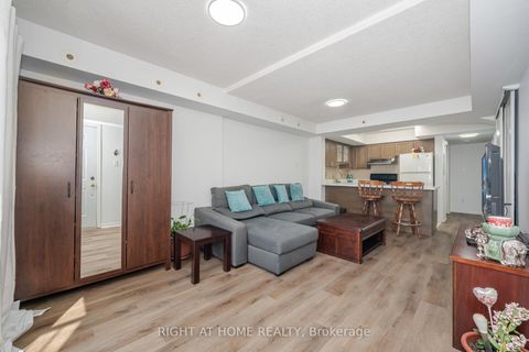 Photo 5 at 2178 - 95 George Appleton Way, CFB, Toronto