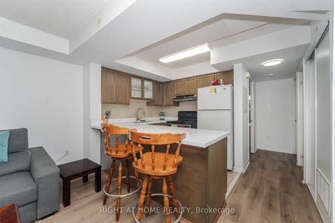Photo 10 at 2178 - 95 George Appleton Way, CFB, Toronto
