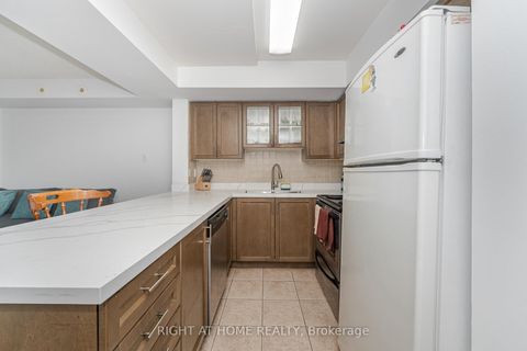 Photo 11 at 2178 - 95 George Appleton Way, CFB, Toronto