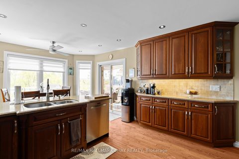 Photo 10 at 292 Leacock Drive, Letitia Heights, Barrie