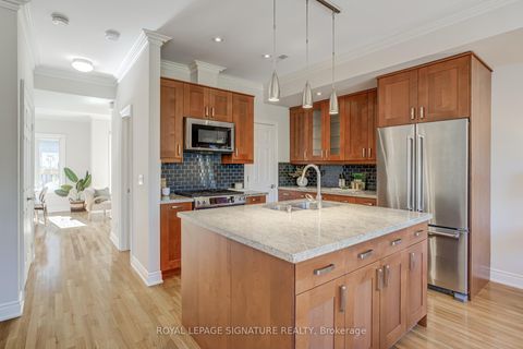 Photo 17 at 1015B College Street, Little Portugal, Toronto