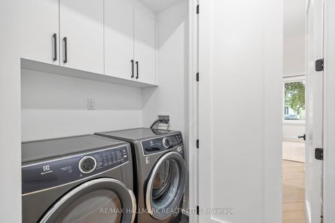 Photo 25 at 98 Hogarth Avenue, North Riverdale, Toronto