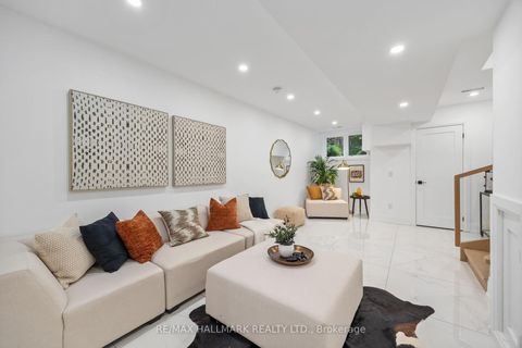Photo 27 at 98 Hogarth Avenue, North Riverdale, Toronto