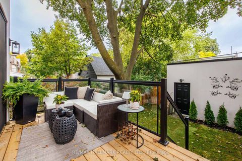 Photo 34 at 98 Hogarth Avenue, North Riverdale, Toronto