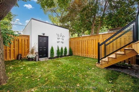 Photo 39 at 98 Hogarth Avenue, North Riverdale, Toronto