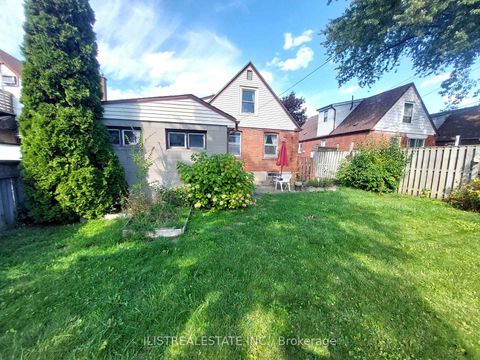 Photo 2 at 29 Holland Avenue, Parkview, Toronto