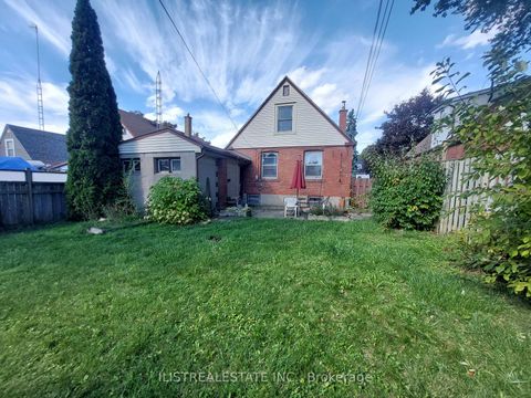 Photo 4 at 29 Holland Avenue, Parkview, Toronto
