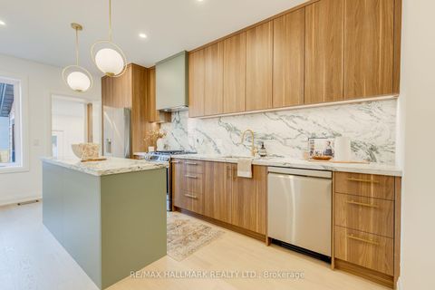 Photo 10 at 25 Howland Road, North Riverdale, Toronto