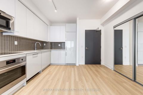 Photo 5 at 701 - 2916 Highway 7, Concord, Vaughan