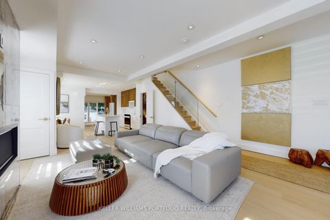 Photo 4 at 22 Pitt Avenue, Birchmount, Toronto