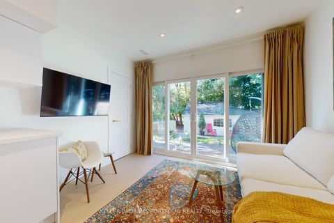 Photo 7 at 22 Pitt Avenue, Birchmount, Toronto