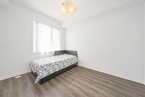 Photo 14 at 112 - 30 Almond Blossom Mews, Vaughan Corporate Centre, Vaughan