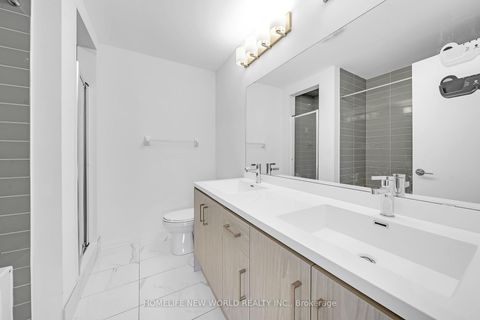 Photo 21 at 112 - 30 Almond Blossom Mews, Vaughan Corporate Centre, Vaughan