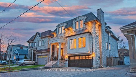 Photo 2 at 26 Madawaska Avenue, Newtonbrook East, Toronto