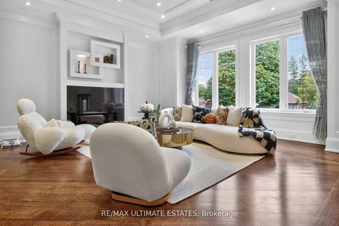 Photo 5 at 26 Madawaska Avenue, Newtonbrook East, Toronto